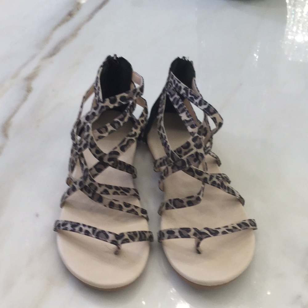 Leopard Print Sandals 😎